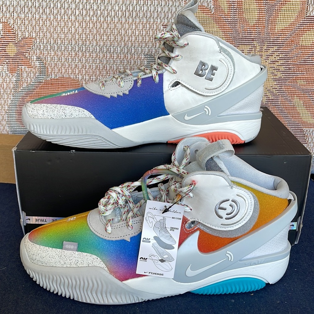 Nike Men’s Air Deldon Be True
Basketball Shoes
Summit White/Summit White - Picture 3 of 16